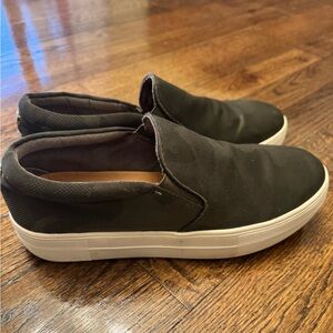 Steve Madden Women's Gills Sneakers